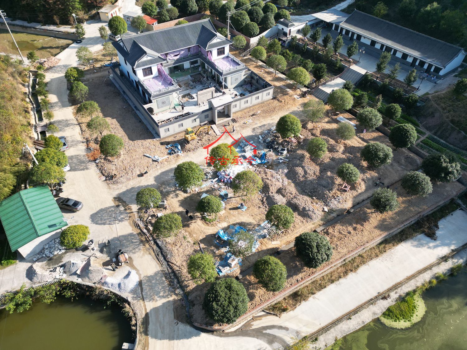 新中式兩層圍合式合院別墅