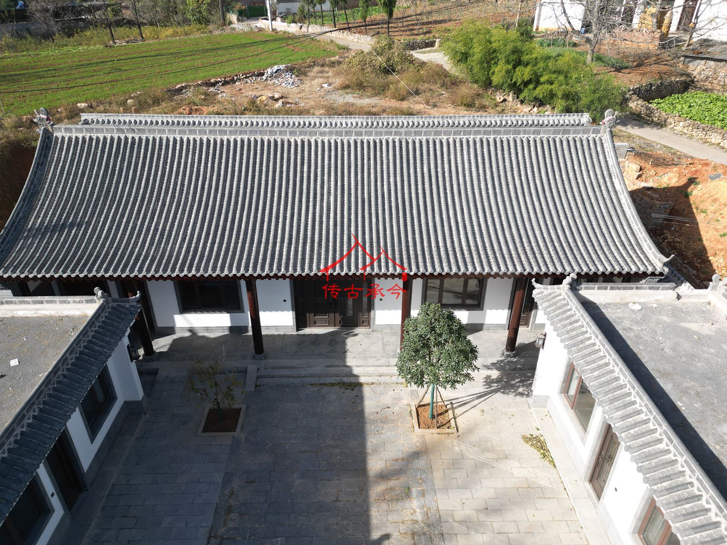 完成后的主房臺階