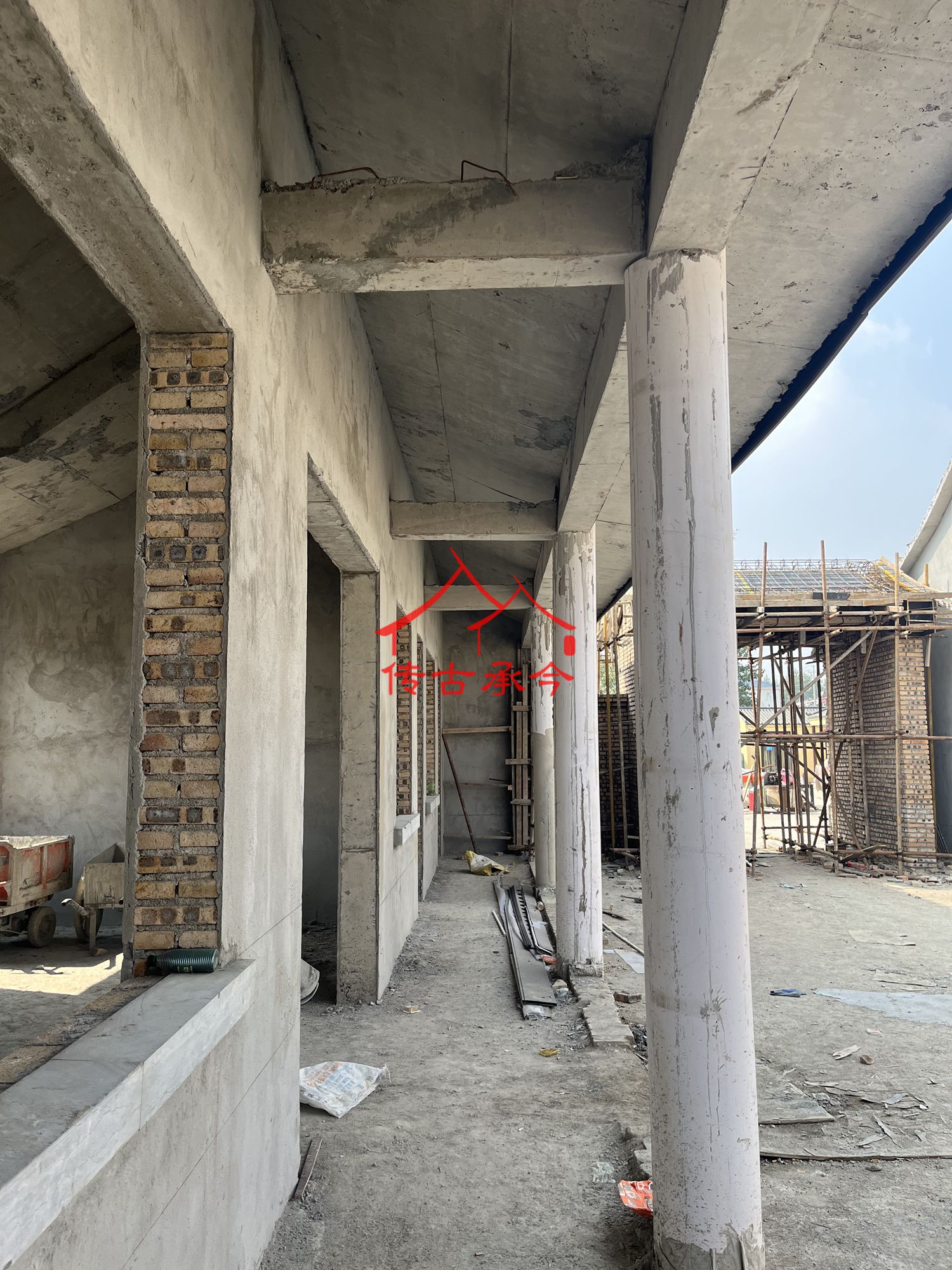 在建中式自建房 檐廊實(shí)景、鄉(xiāng)村合院 檐廊裝修案例