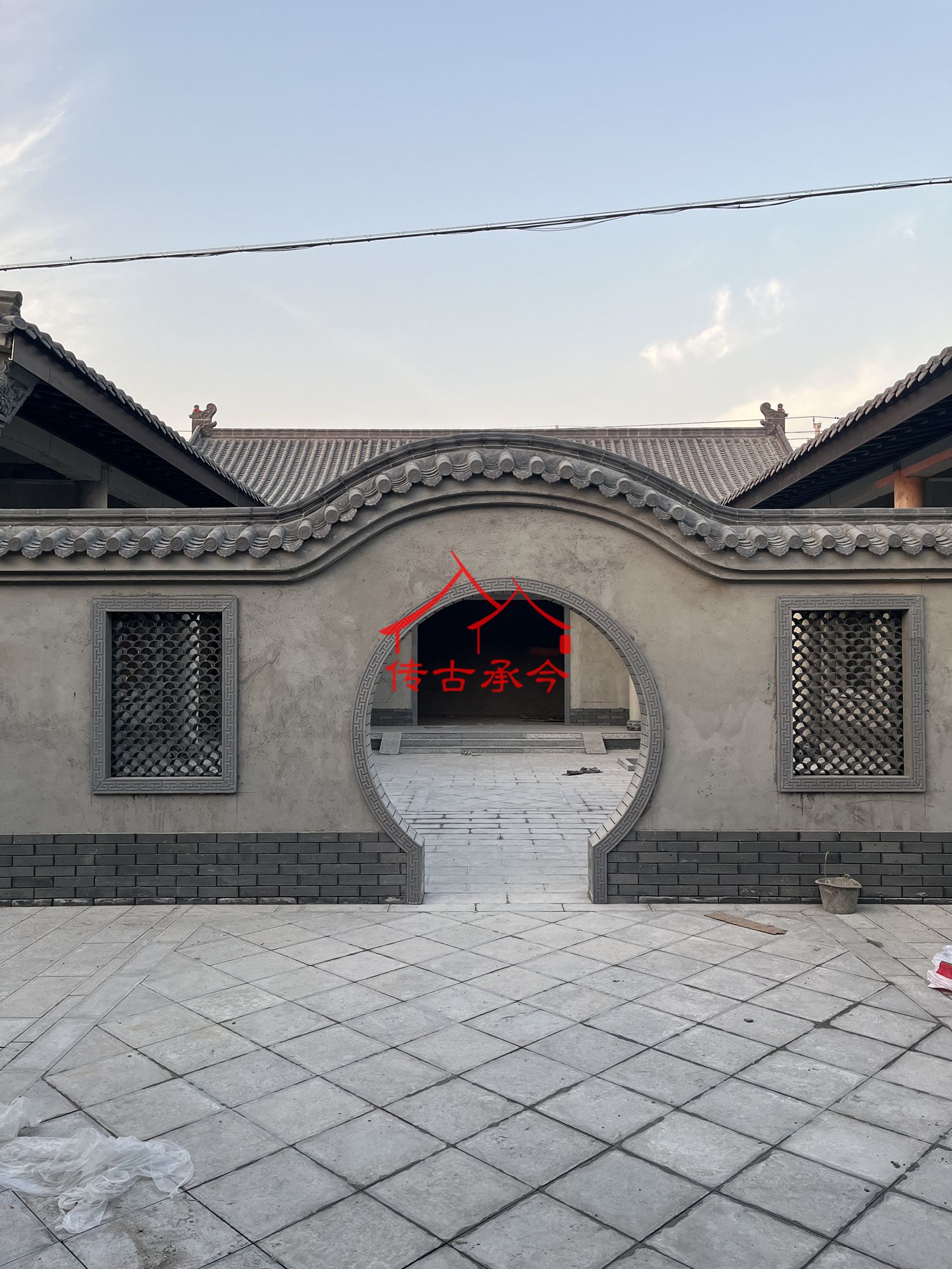 仿古月洞門 瓦當(dāng)裝飾、中式庭院 漏窗月洞門組合