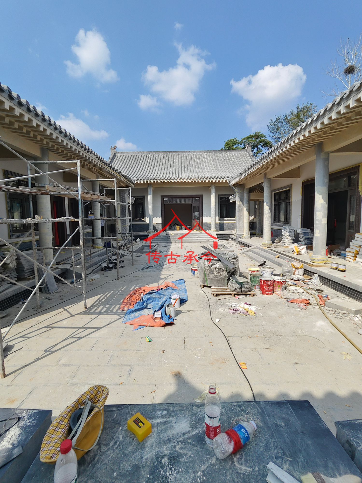 新中式四合院施工到完工對比